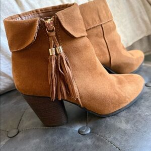 Suede tassel booties